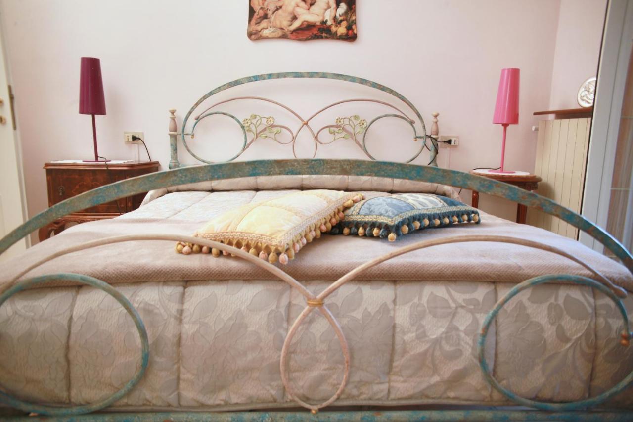 Cellole Villa Cecilia Bed And Breakfast מראה חיצוני תמונה